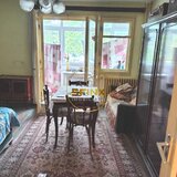 Costin Georgian garsoniera la parter cu balcon metrou